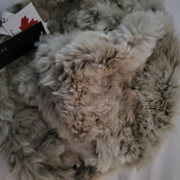 Hat with scarf - Picture 4 of 9